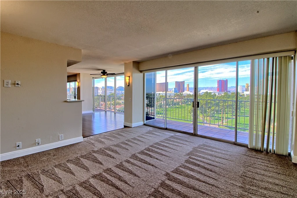 3111 Bel Air, Las Vegas, NV 89109