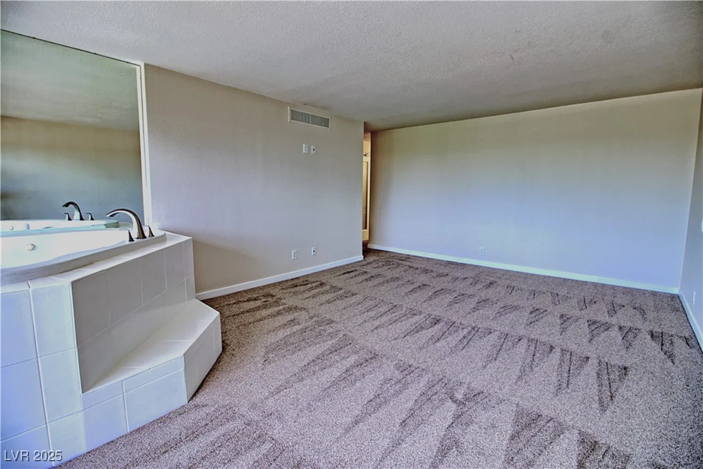 3111 Bel Air, Las Vegas, NV 89109