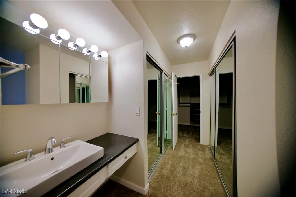 3111 Bel Air, Las Vegas, NV 89109