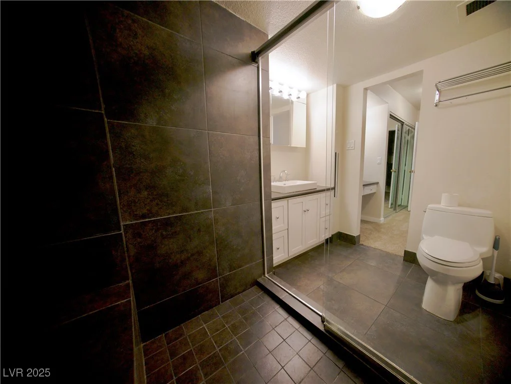 3111 Bel Air, Las Vegas, NV 89109