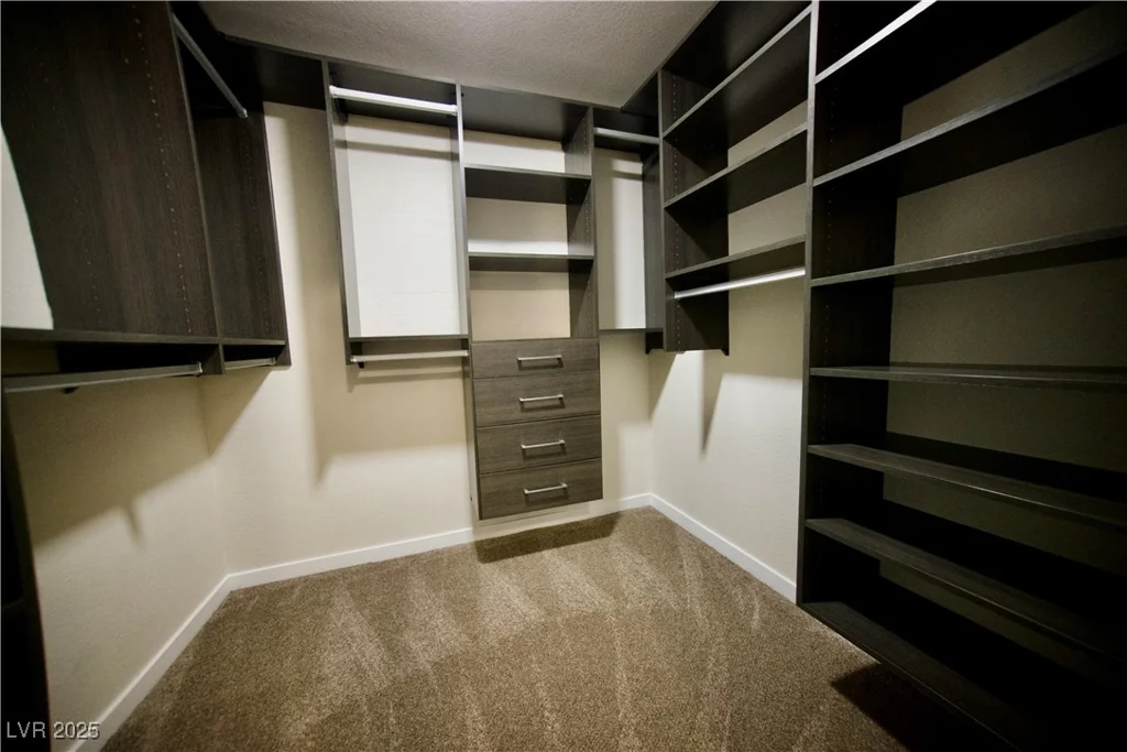 3111 Bel Air, Las Vegas, NV 89109