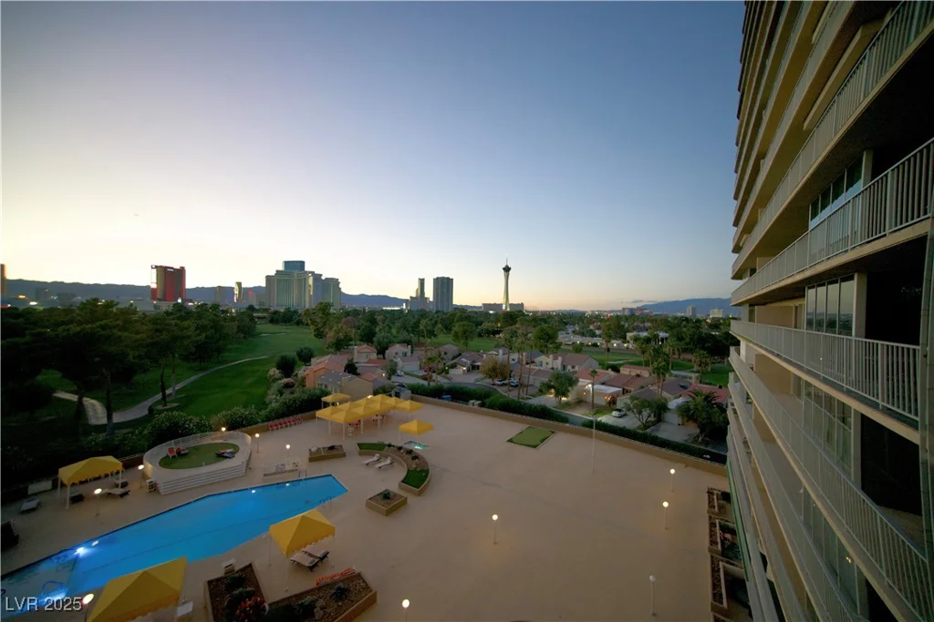 3111 Bel Air, Las Vegas, NV 89109