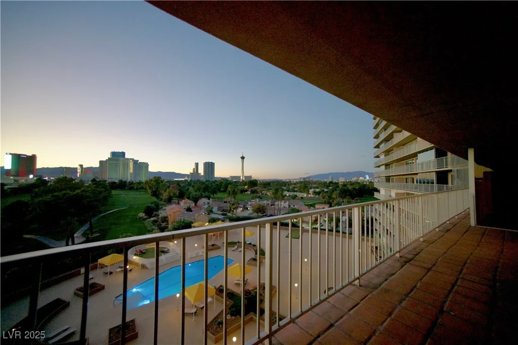 3111 Bel Air, Las Vegas, NV 89109