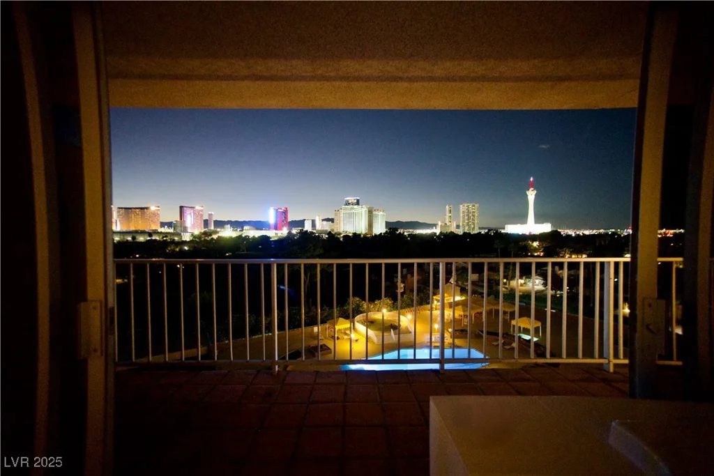 3111 Bel Air, Las Vegas, NV 89109