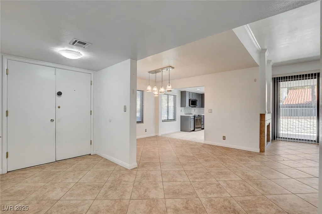 3448 Manzano, Las Vegas, NV 89121