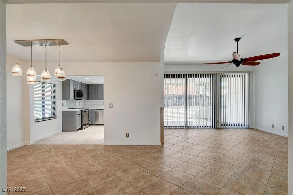 3448 Manzano, Las Vegas, NV 89121