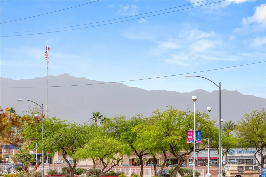 3125 Buffalo, Las Vegas, NV 89128
