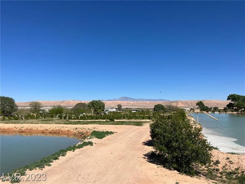 1065 Moapa Valley, Overton, NV 89040