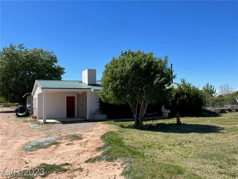 1065 Moapa Valley, Overton, NV 89040