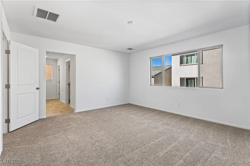 7482 Lodano, Las Vegas, NV 89113