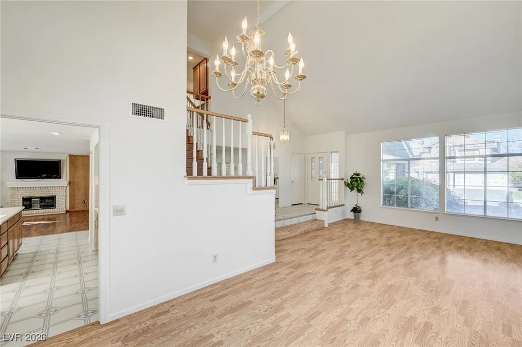 9725 Cascade Falls, Las Vegas, NV 89117