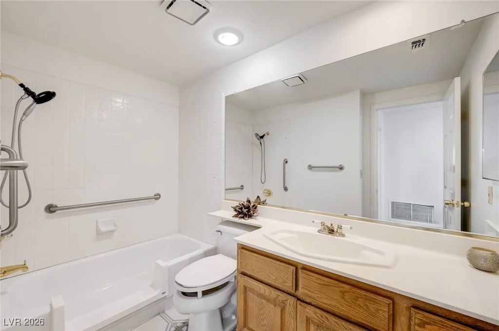 9725 Cascade Falls, Las Vegas, NV 89117