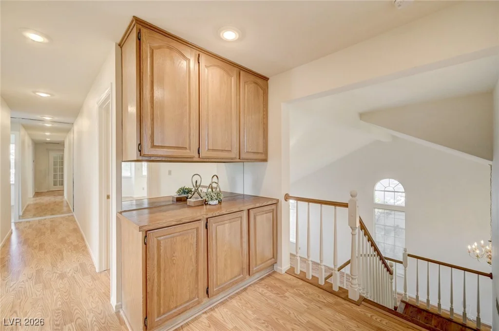 9725 Cascade Falls, Las Vegas, NV 89117