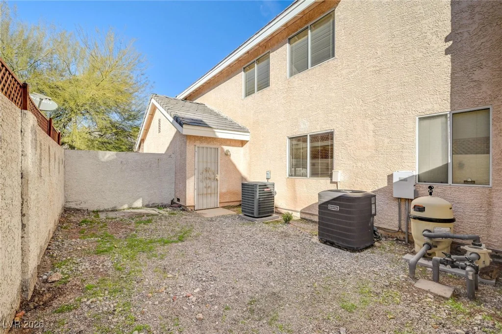 9725 Cascade Falls, Las Vegas, NV 89117