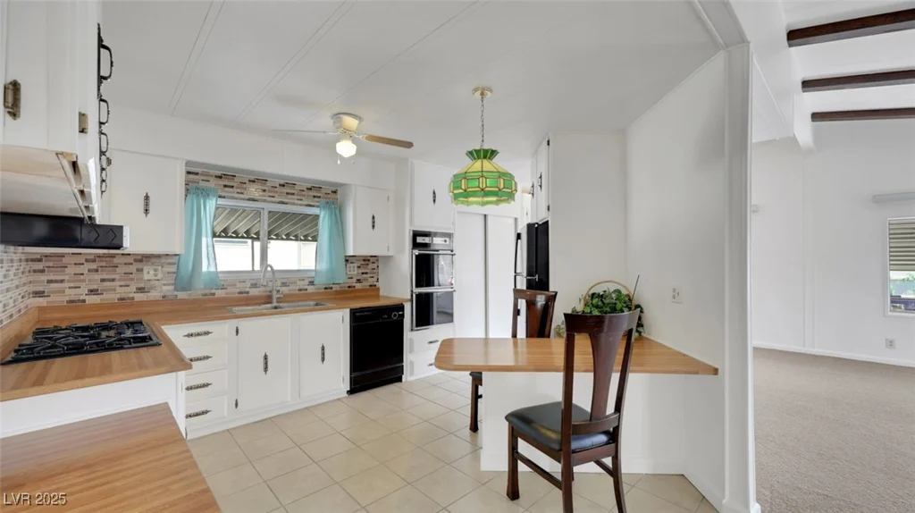 3599 Gulf Shores, Las Vegas, NV 89122