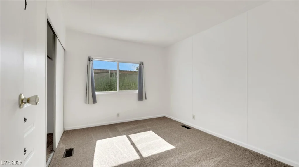 3599 Gulf Shores, Las Vegas, NV 89122