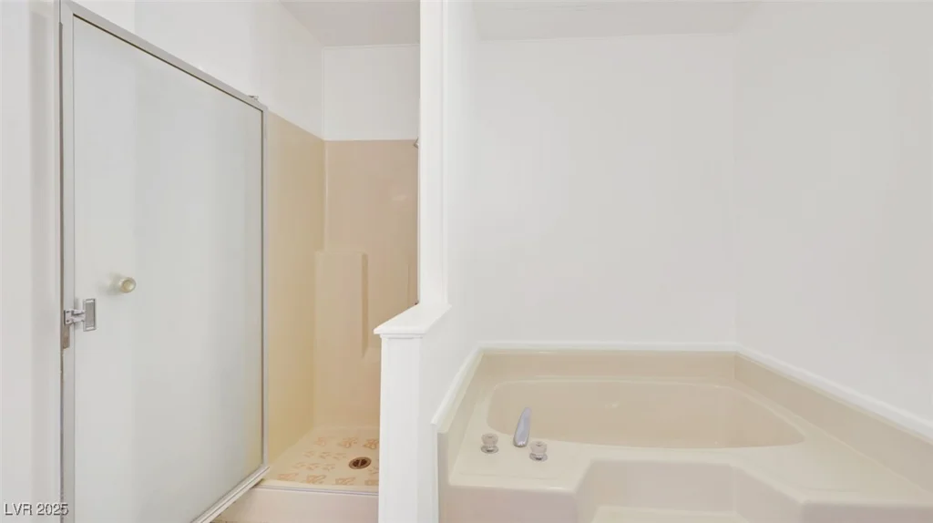 3599 Gulf Shores, Las Vegas, NV 89122