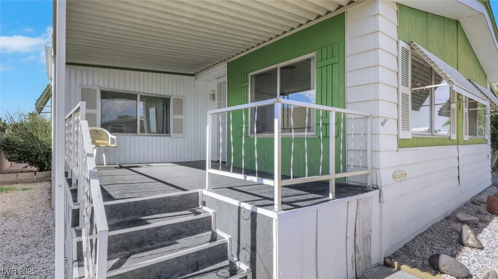 3599 Gulf Shores, Las Vegas, NV 89122