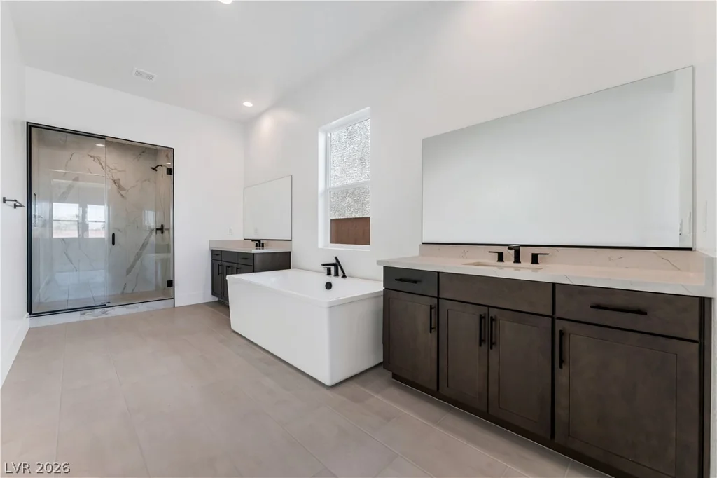 7126 Silver Palace, Las Vegas, NV 89131