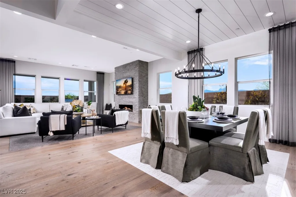 7126 Silver Palace, Las Vegas, NV 89131