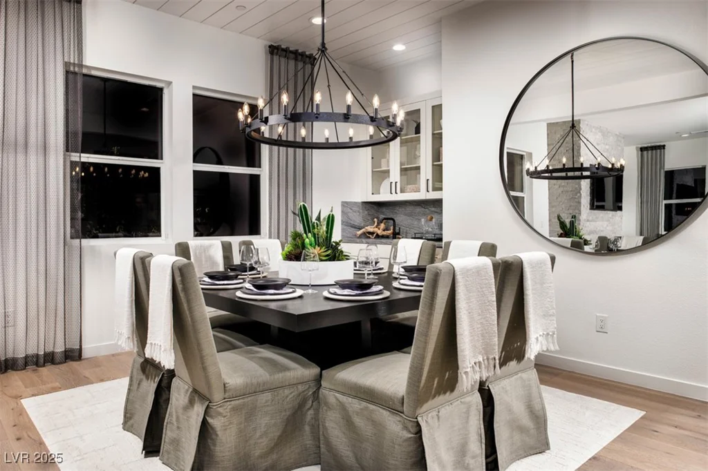 7126 Silver Palace, Las Vegas, NV 89131
