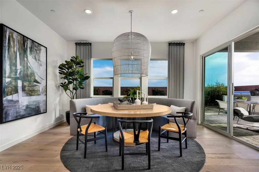 7126 Silver Palace, Las Vegas, NV 89131
