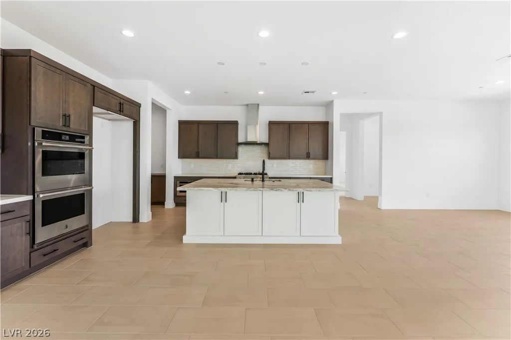 7126 Silver Palace, Las Vegas, NV 89131