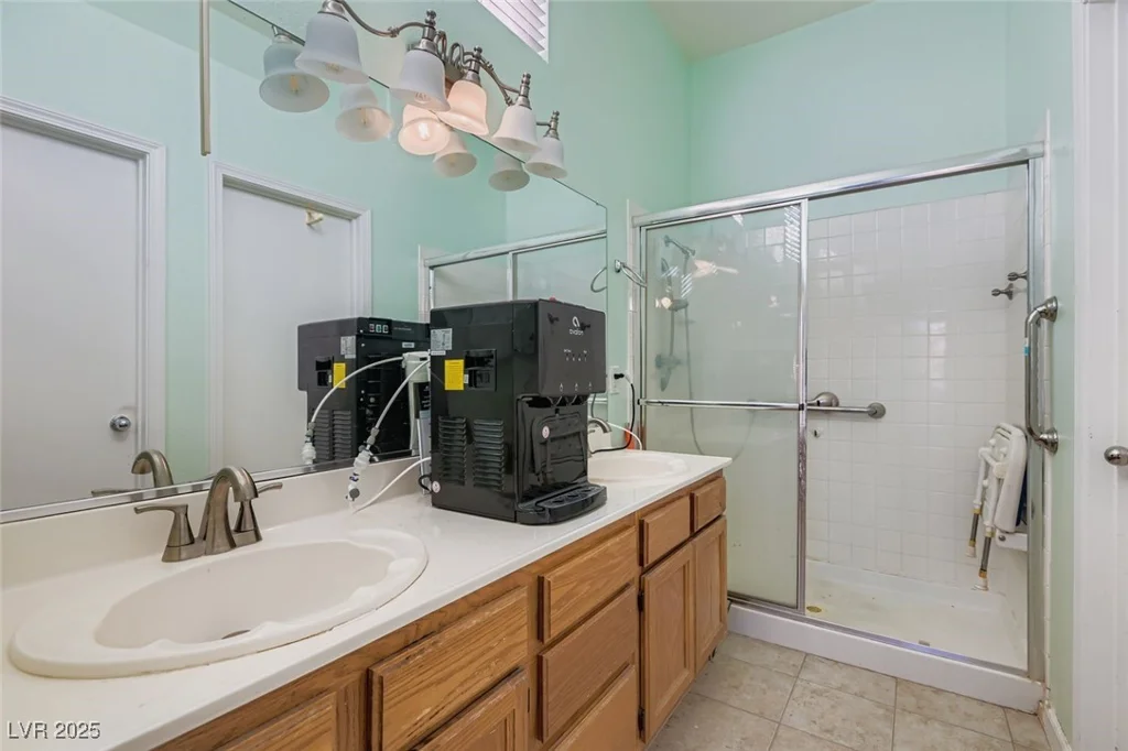 5560 Airview, Las Vegas, NV 89113