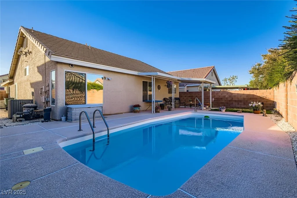 5560 Airview, Las Vegas, NV 89113