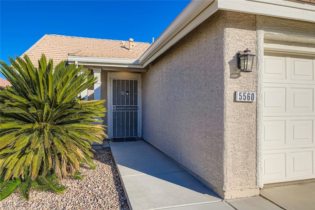 5560 Airview, Las Vegas, NV 89113