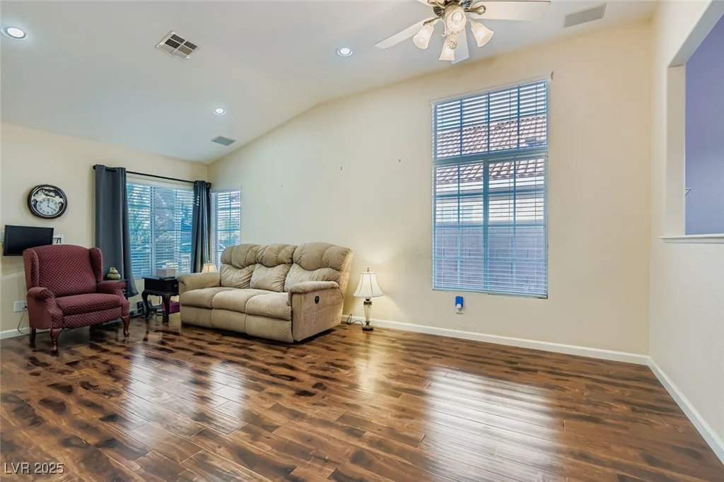 5560 Airview, Las Vegas, NV 89113
