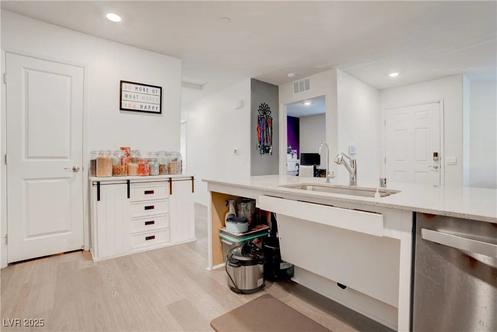 7890 Aurora Sky, North Las Vegas, NV 89084