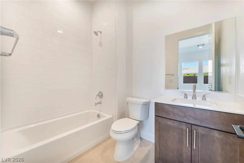 5721 Kings Bluff, Las Vegas, NV 89131
