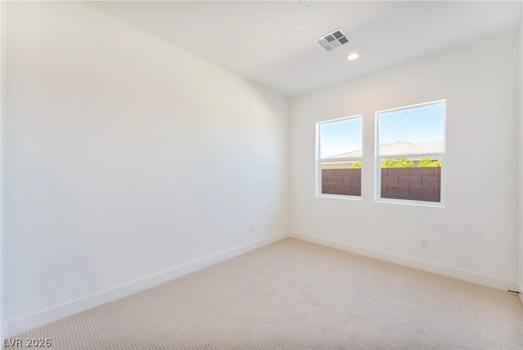 5721 Kings Bluff, Las Vegas, NV 89131