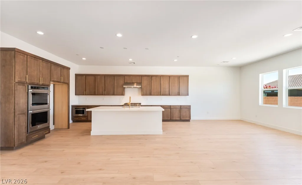 5721 Kings Bluff, Las Vegas, NV 89131