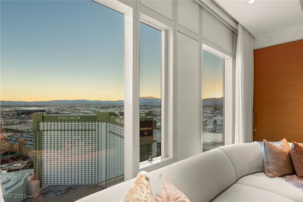 3750 Las Vegas, Las Vegas, NV 89158