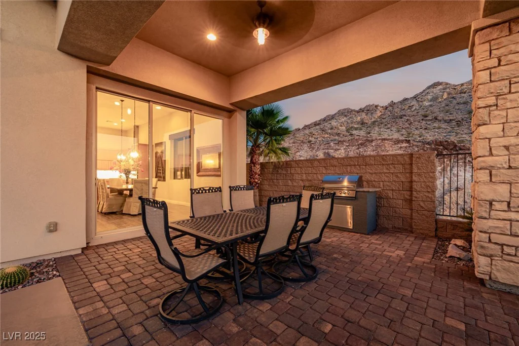 21 Costa Tropical, Henderson, NV 89011