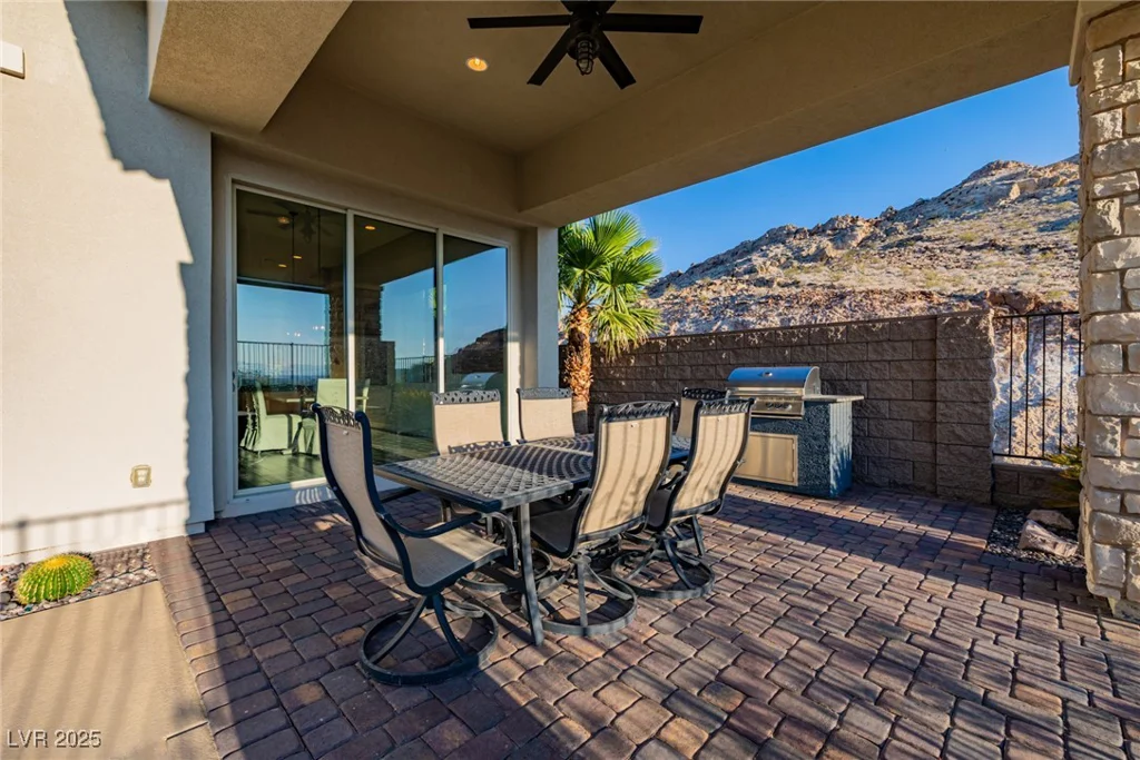 21 Costa Tropical, Henderson, NV 89011