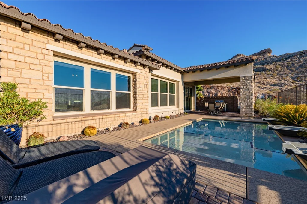 21 Costa Tropical, Henderson, NV 89011