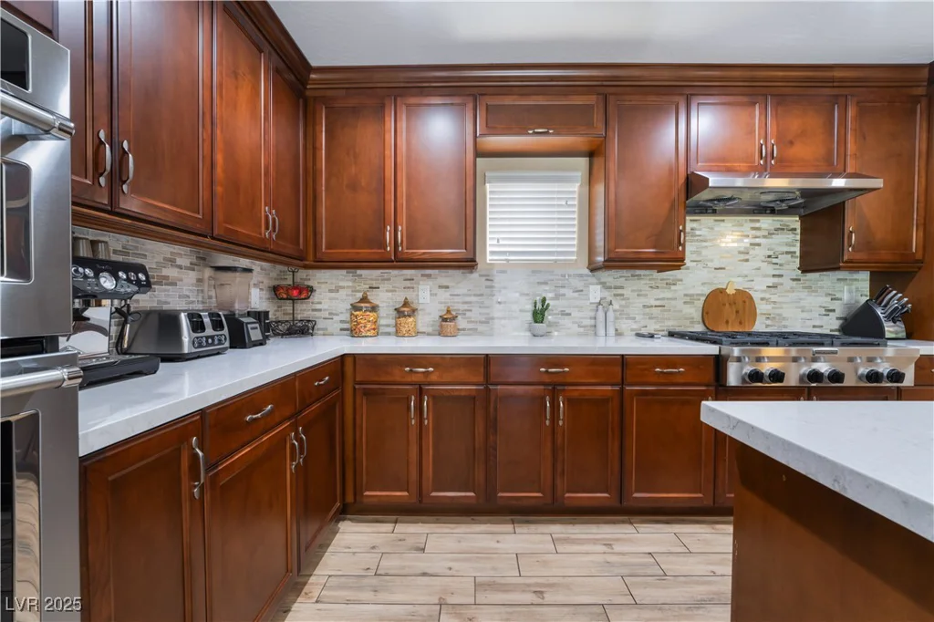 5976 Stewart, Las Vegas, NV 89110