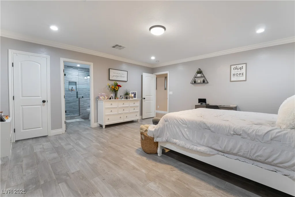 5976 Stewart, Las Vegas, NV 89110