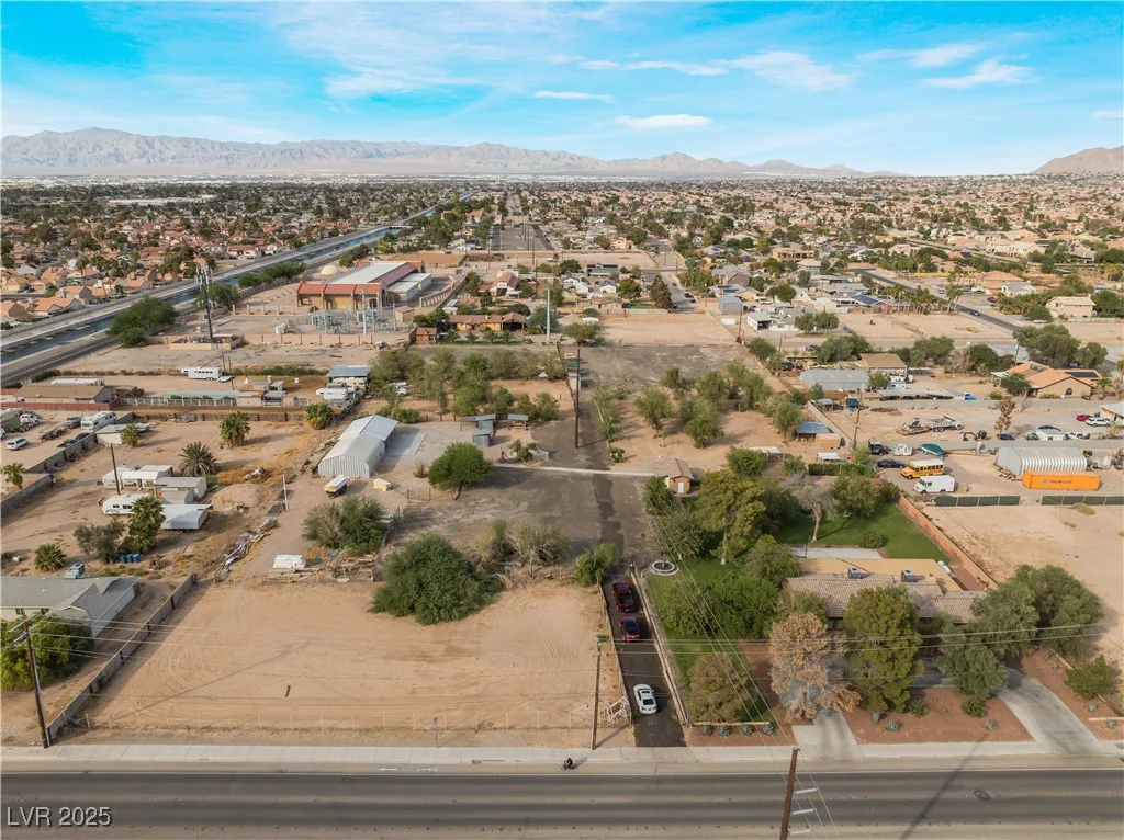 5976 Stewart, Las Vegas, NV 89110