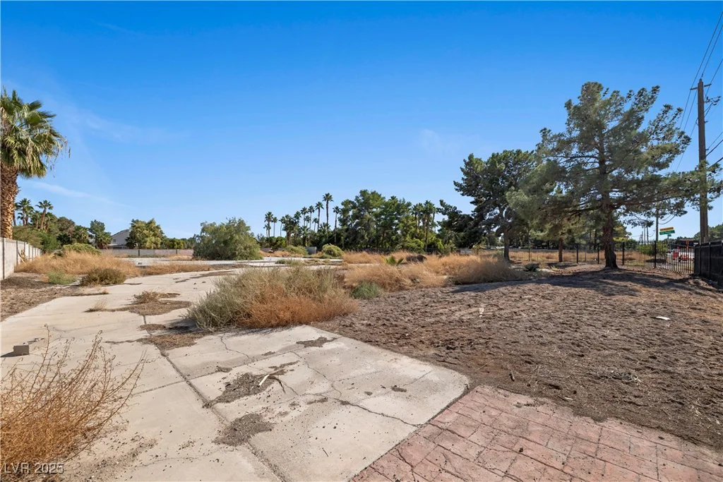 6690 Pecos, Las Vegas, NV 89120