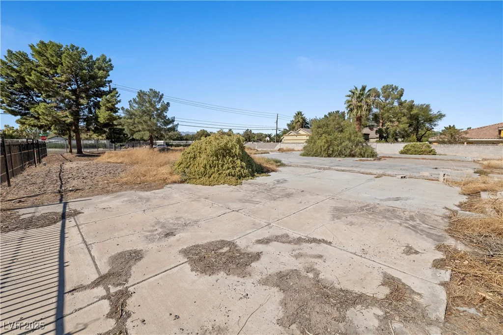6690 Pecos, Las Vegas, NV 89120