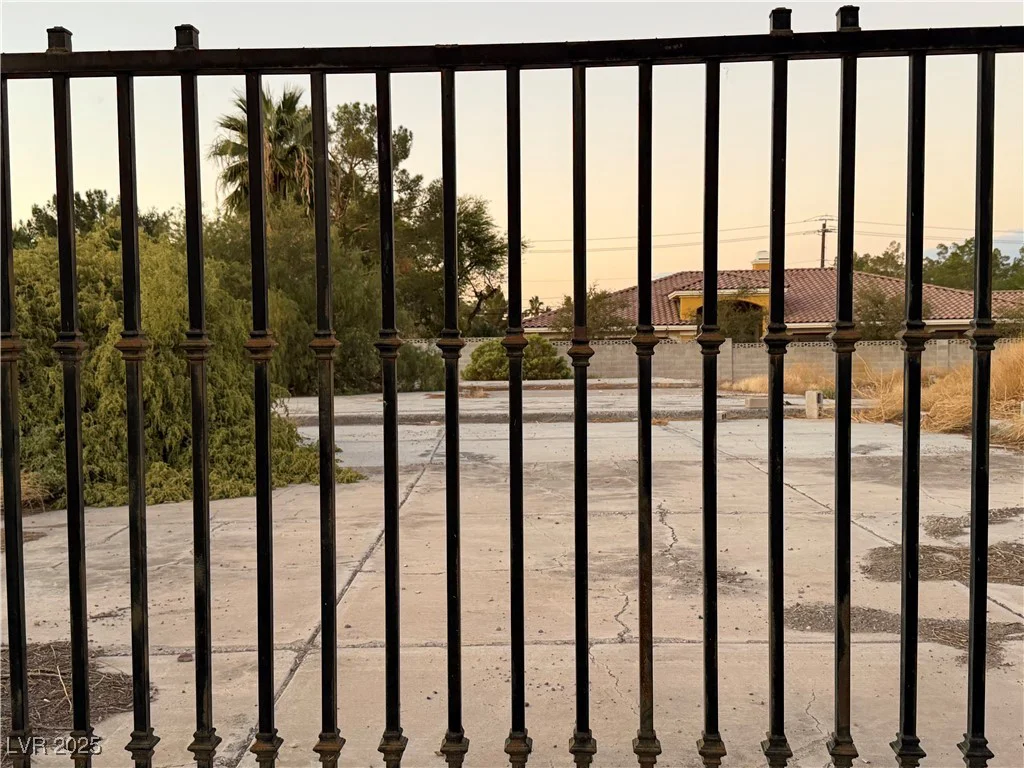 6690 Pecos, Las Vegas, NV 89120