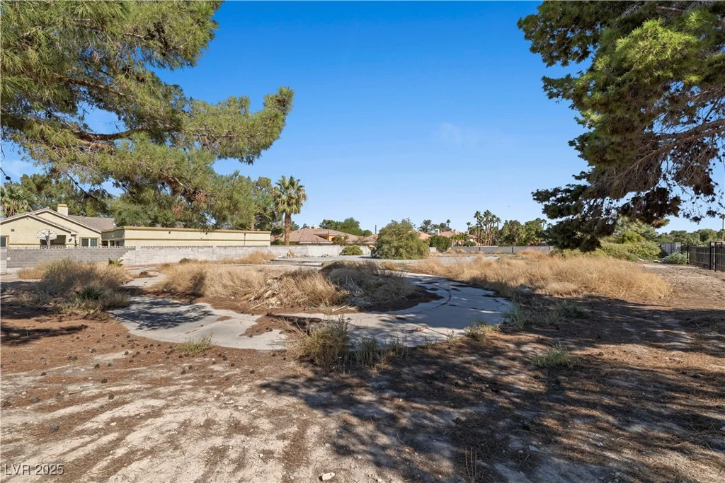 6690 Pecos, Las Vegas, NV 89120