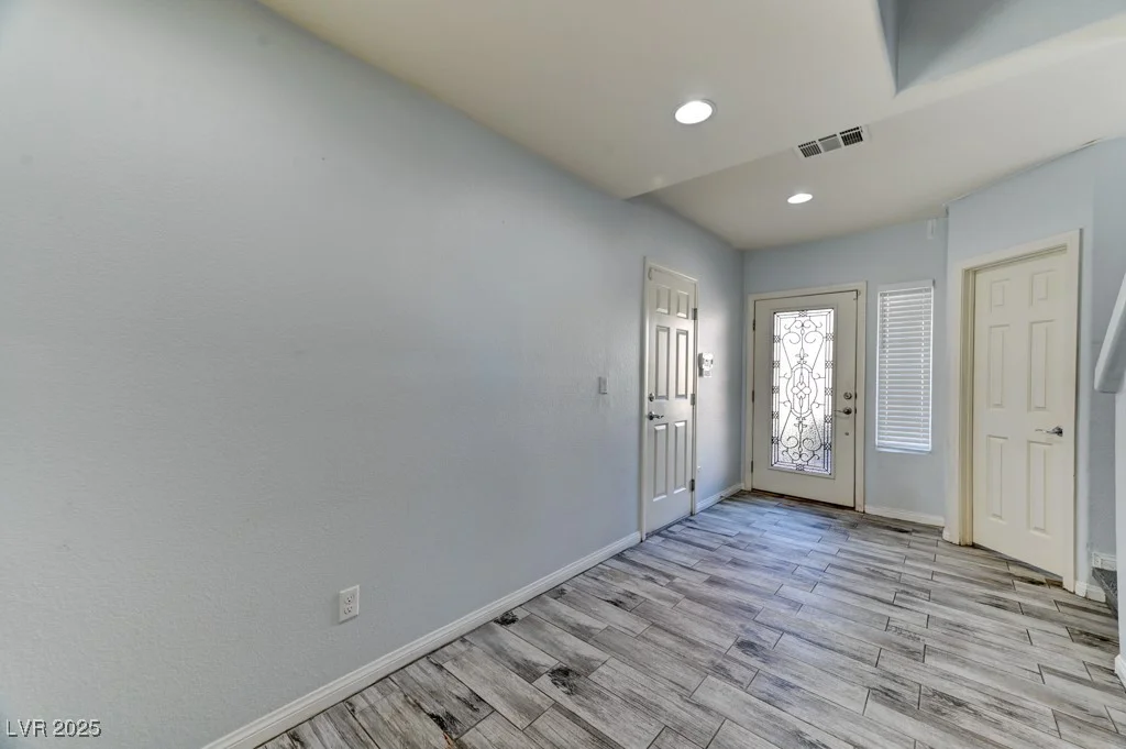 6871 Treble Clef, Las Vegas, NV 89139