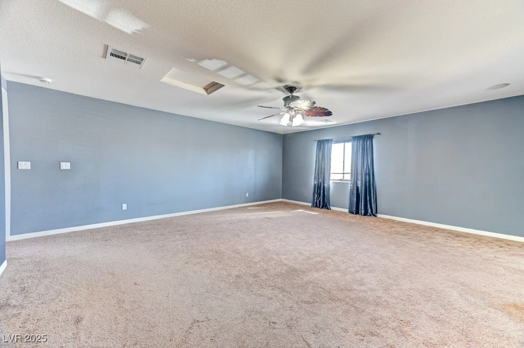 6871 Treble Clef, Las Vegas, NV 89139