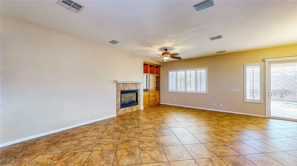 9052 Creed Mountain, Las Vegas, NV 89178