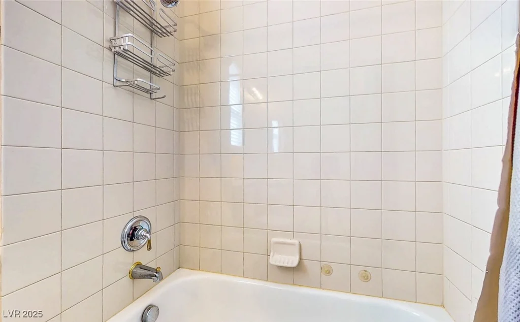 9052 Creed Mountain, Las Vegas, NV 89178